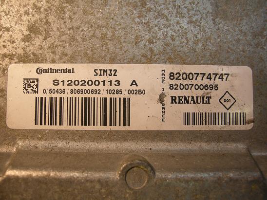 Блок управления двигателем Renault 8200774747