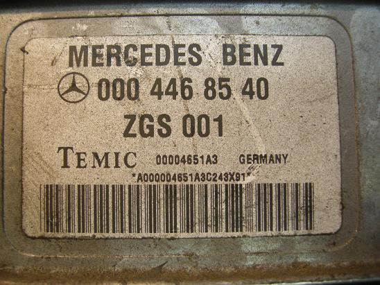 Блок управления двигателем Mercedes 0004468540