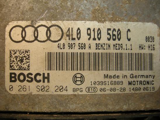 Блок управления двигателем (ECU) AUDI, VW 0261S02204