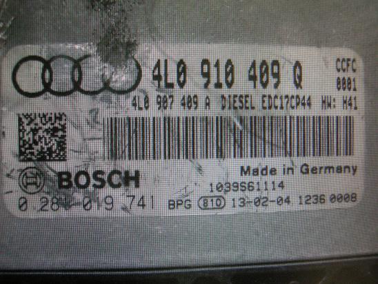 Блок управления двигателем (ECU) AUDI, VW 4L0910409Q