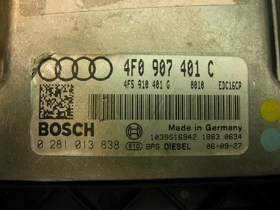 Блок управления двигателем (ECU) AUDI, VW 4F5910401G