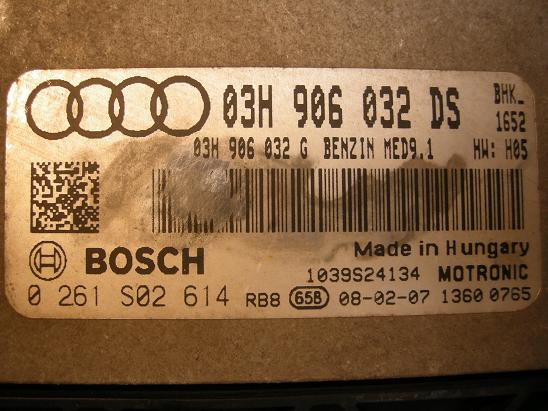 Блок управления двигателем (ECU)AUDI, VW 03H906032DA