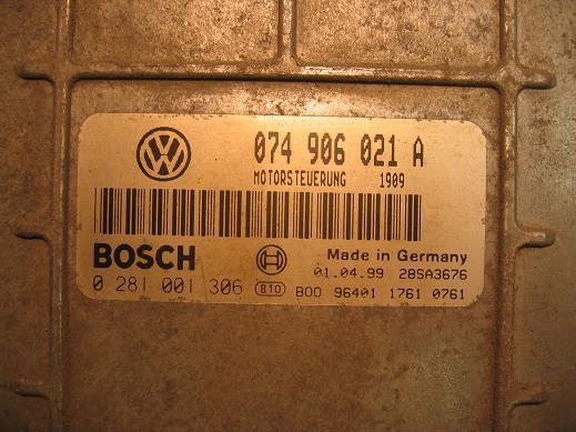 Блок управления двигателем AUDI, VW 074906021A