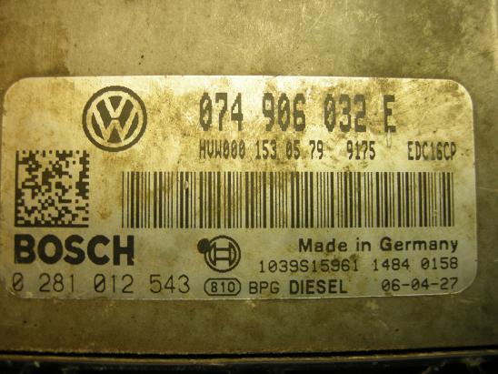 Блок управления двигателем AUDI, VW 074906032E