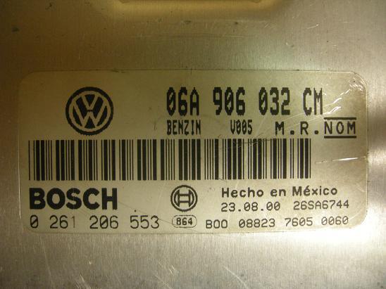Блок управления двигателем AUDI, VW 06A906032CM