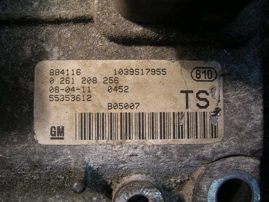 Блок управления двигателем OPEL 0261208256