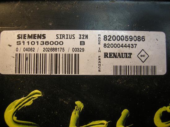 Блок управления двигателем Renault 8200044437